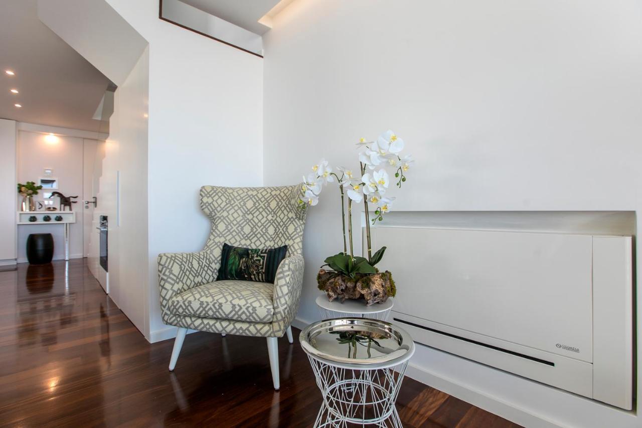 Lovelystay - Luxury 2Br Duplex Apartment In Foz Porto Eksteriør bilde